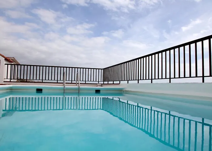 Angeles 3 Bed With Pool Apartment *