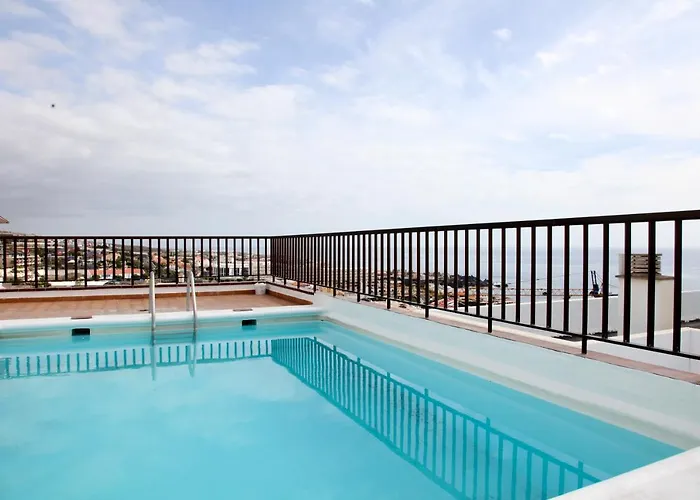 Angeles 3 Bed With Pool Apartment *