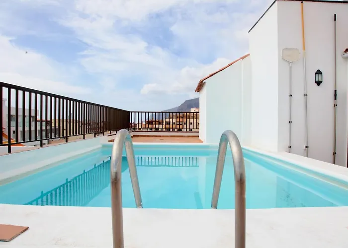 Angeles 3 Bed With Pool