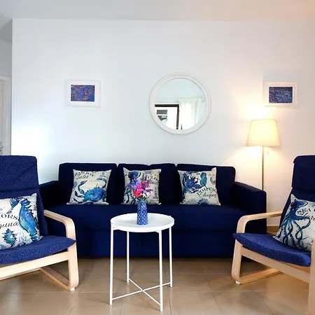 Angeles 3 Bed With Pool Apartment *