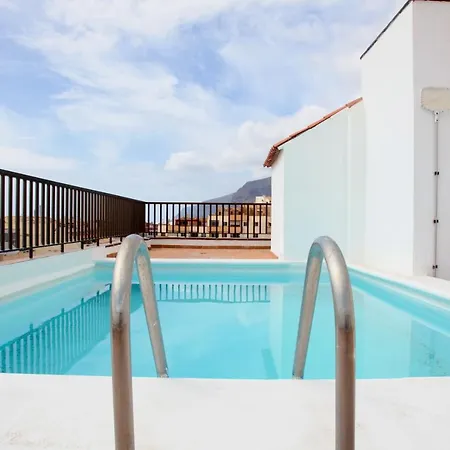 Angeles 3 Bed With Pool